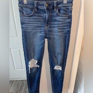 American Eagle next level stretch jeans. Size 6 short.